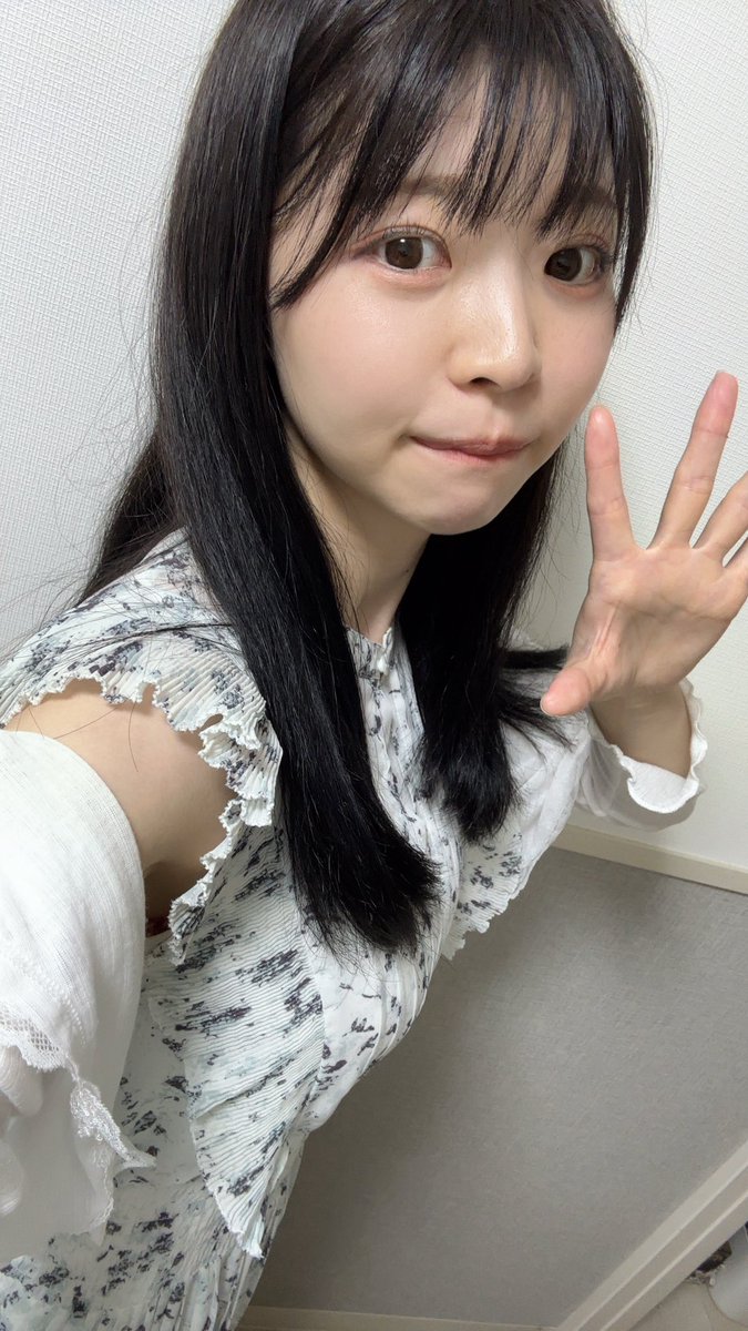 f_maichu's tweet photo. ガーリックトーストを食べました🧄🧄🧄 https://t.co/zJybRJSiKI
