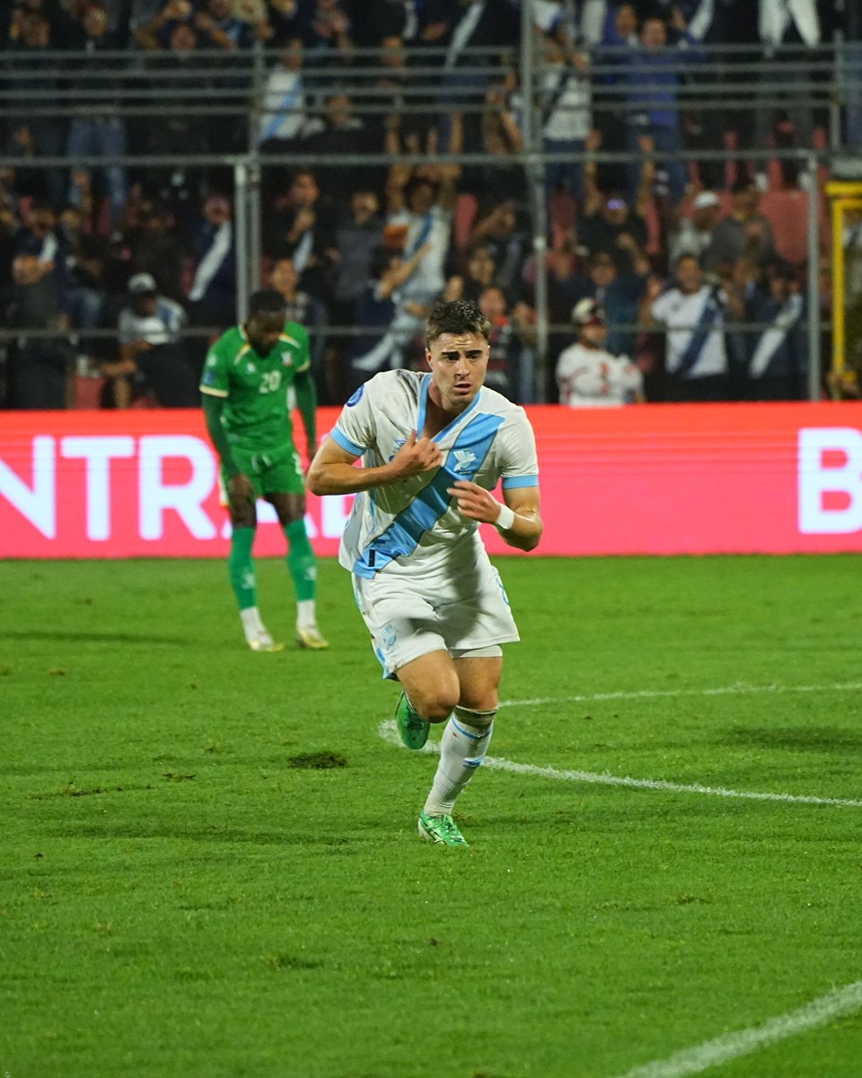 CNationsLeague's tweet photo. Con ustedes, el héroe de Guatemala: 𝐌𝐚𝐭𝐭𝐲 𝐄𝐯𝐚𝐧𝐬 🔝 https://t.co/WjndF4I7ba