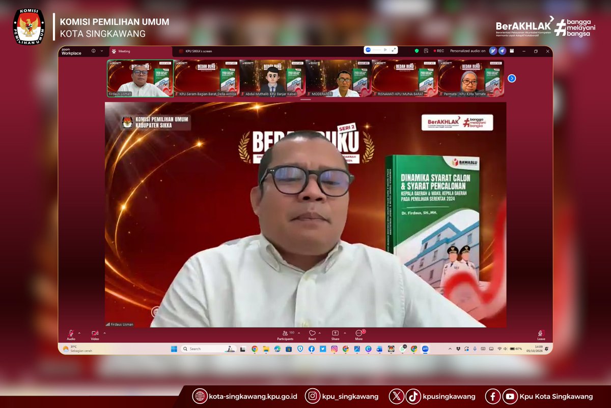 kpusingkawang's tweet photo. #TemanPemilih, KPU Kota Singkawang mengikuti kegiatan Bedah Buku Seri II yang diselenggarakan oleh KPU Kabupaten Sikka dengan mengangkat tema “Dinamika Syarat Calon &amp; Syarat Pencalonan Kepala Daerah dan Wakil Kepala Daerah pada Pemilihan Serentak 2024”, Senin (5/10/2026). https://t.co/ZrdUi1bEIM