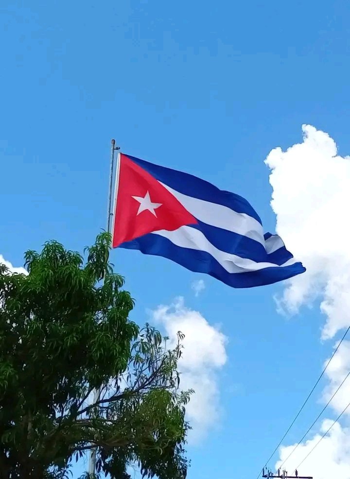 BasilioSCab's tweet photo. #Fidel: "¡Cuando un pueblo enérgico y viril llora, la injusticia tiembla!". #100AñosConFidel a pocas horas de  conmemorar el aniversario 50 del abominable Crimen de Barbados reiteramos con energía #CubaEstáFirme https://t.co/5ebcY1uOId