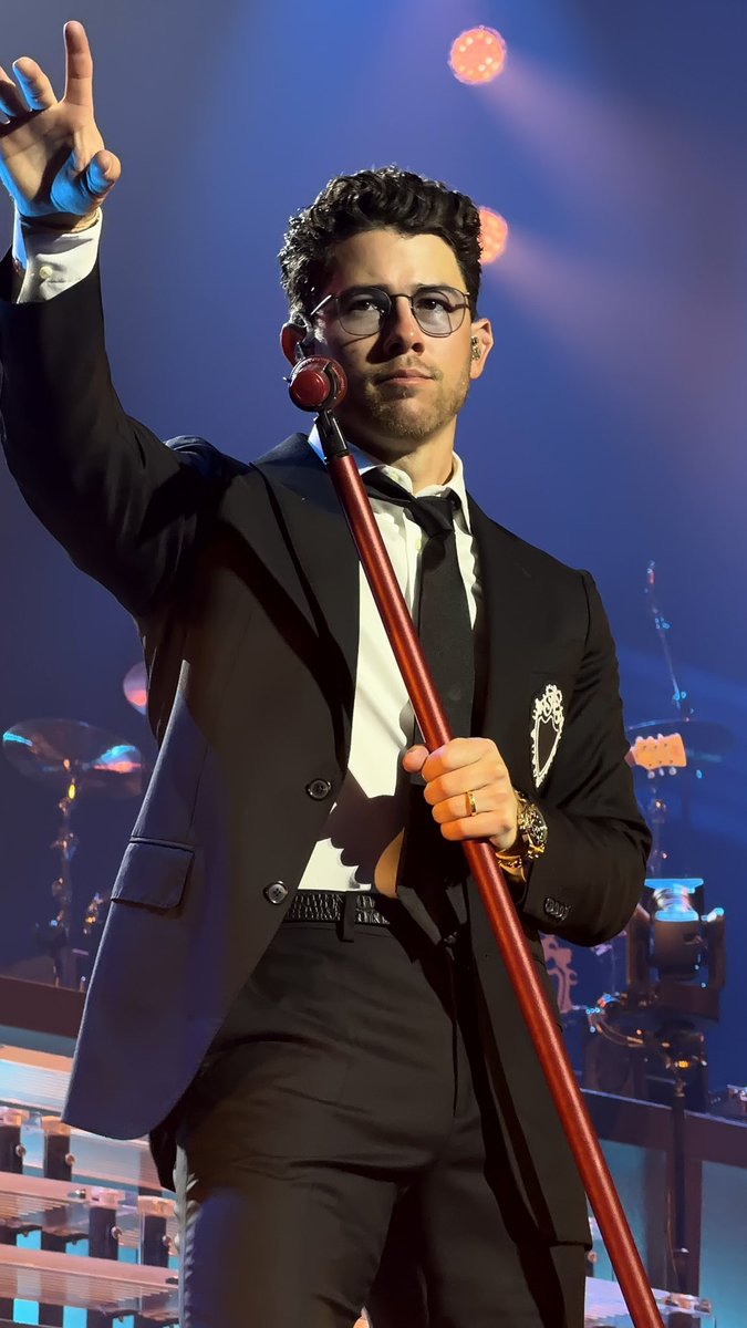 alexasoden's tweet photo. nick jonas the man that you are https://t.co/yfoqeOOX8w
