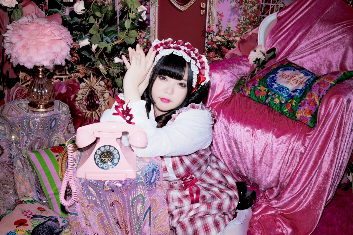 shion0_25mg's tweet photo. 【小娘・小僧へご報告】

キャンセル100人事件の経済的ダメージを取り戻し！
1日の動員100人突破！
ファッションモデルになり！
トークショー出演の夢が叶い！
2028年までのスケジュールが決まったわ～！！🎉㊗️

何歳だって、いつだってこれからよ。
輝くか、煌めくか、圧倒するかは自分次第だわ♡ https://t.co/HEZ8Q8dUdK