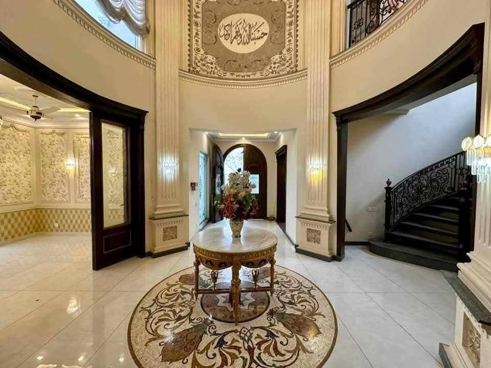 AdilShabbitrmx's tweet photo. 🏡✨ 1 Kanal Royal Classic Villa For Sale ✨🏡
📍 Phase 6, DHA Lahore

🛋️ Semi Furnished
📍 Nearest Raya

📞 ADiL Real Estate &amp; Builders
📱 0321 9428016

#DHALahore #Phase6DHA #RoyalClassicVilla #1KanalHouse #HouseForSale #SemiFurnished #NearestRaya #LuxuryLiving #PropertyForSale https://t.co/3fJQZDtdFv