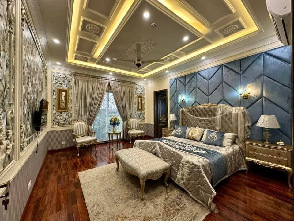 AdilShabbitrmx's tweet photo. 🏡✨ 1 Kanal Royal Classic Villa For Sale ✨🏡
📍 Phase 6, DHA Lahore

🛋️ Semi Furnished
📍 Nearest Raya

📞 ADiL Real Estate &amp; Builders
📱 0321 9428016

#DHALahore #Phase6DHA #RoyalClassicVilla #1KanalHouse #HouseForSale #SemiFurnished #NearestRaya #LuxuryLiving #PropertyForSale https://t.co/3fJQZDtdFv
