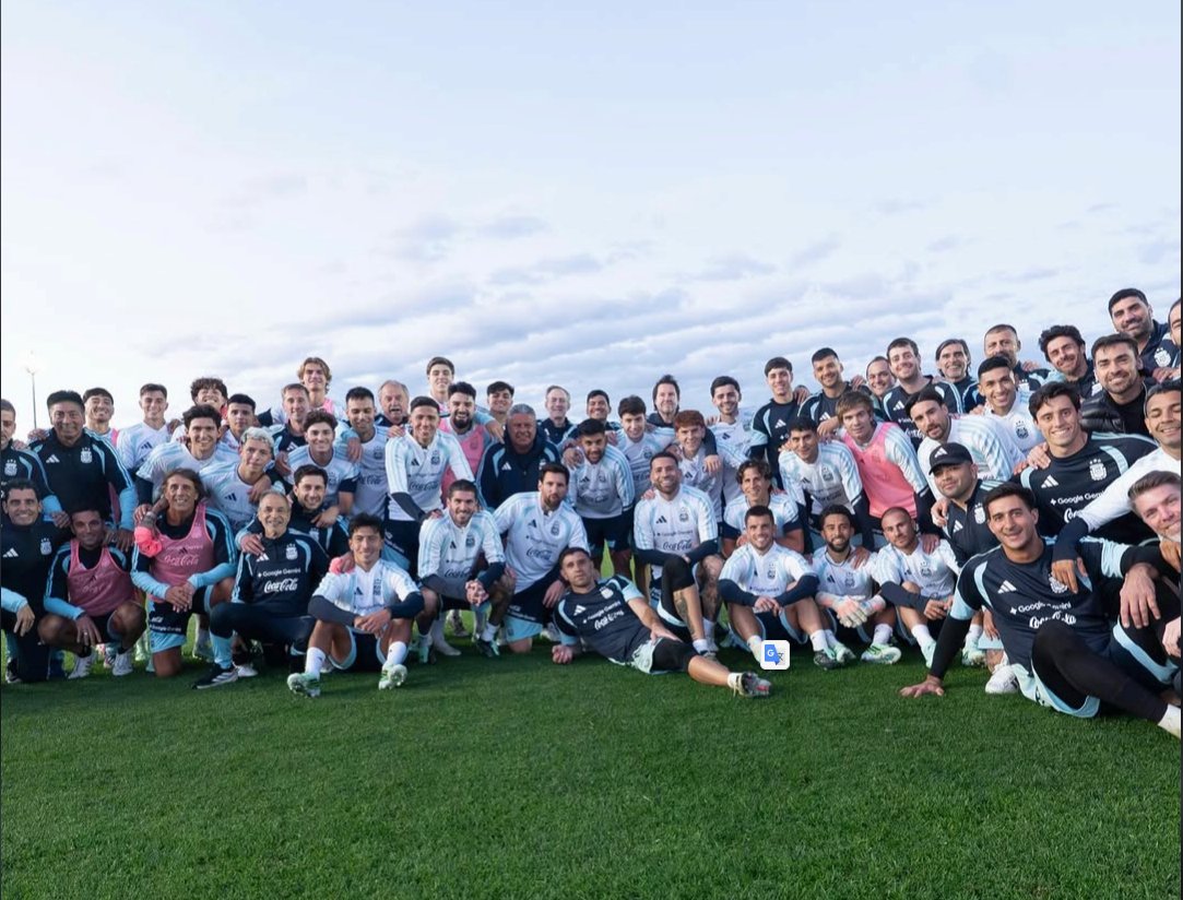 sporteasts's tweet photo. Leo Messi posts on Instagram: "Special moments I know I will miss.."
#messi https://t.co/DHKVteGRQC