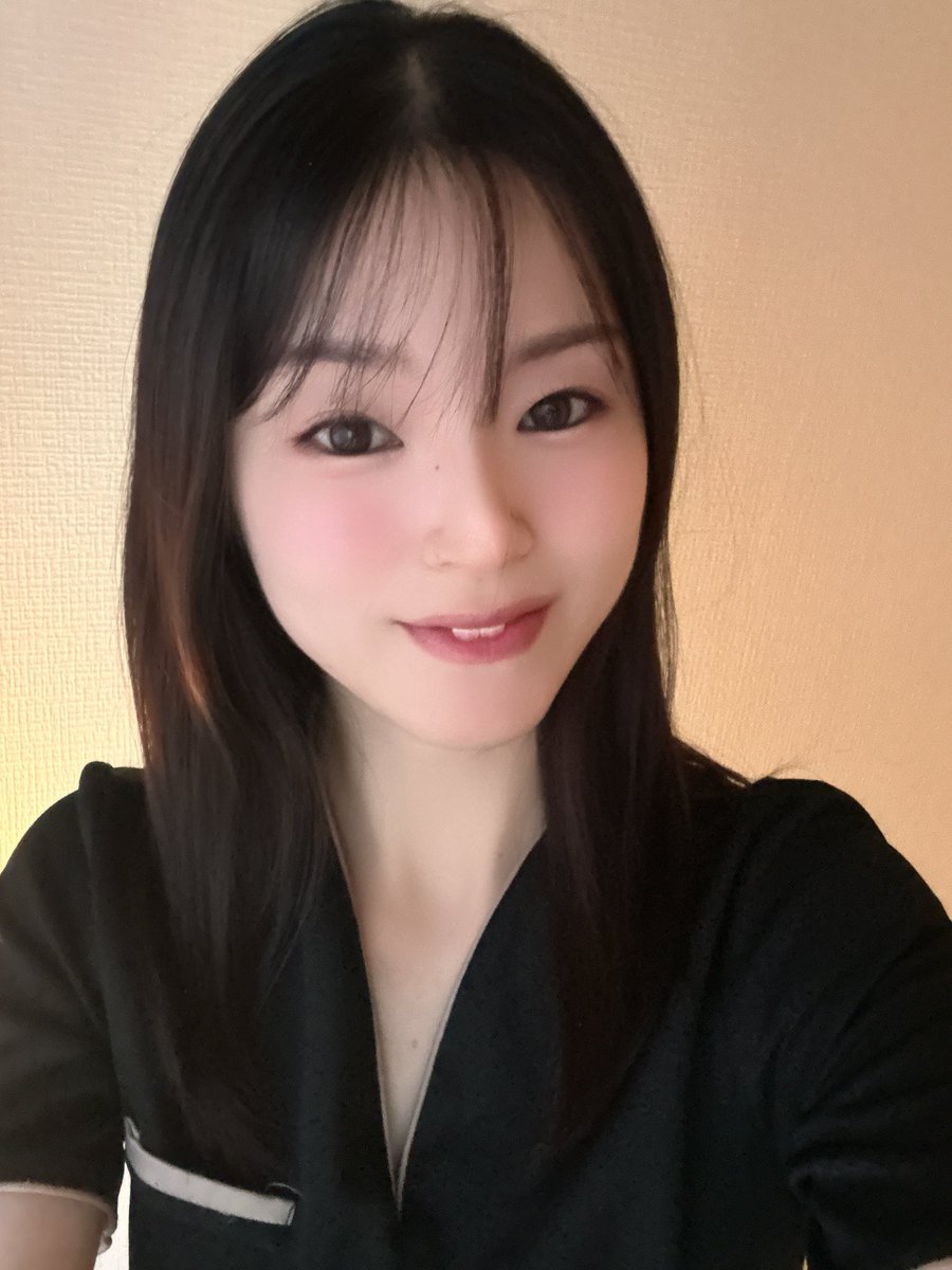 springemuu's tweet photo. 本日も沢山ご予約いただいてまして、14:15〜と18:15〜の2枠のみご案内可能です🥰 https://t.co/6ugjdKr6g1