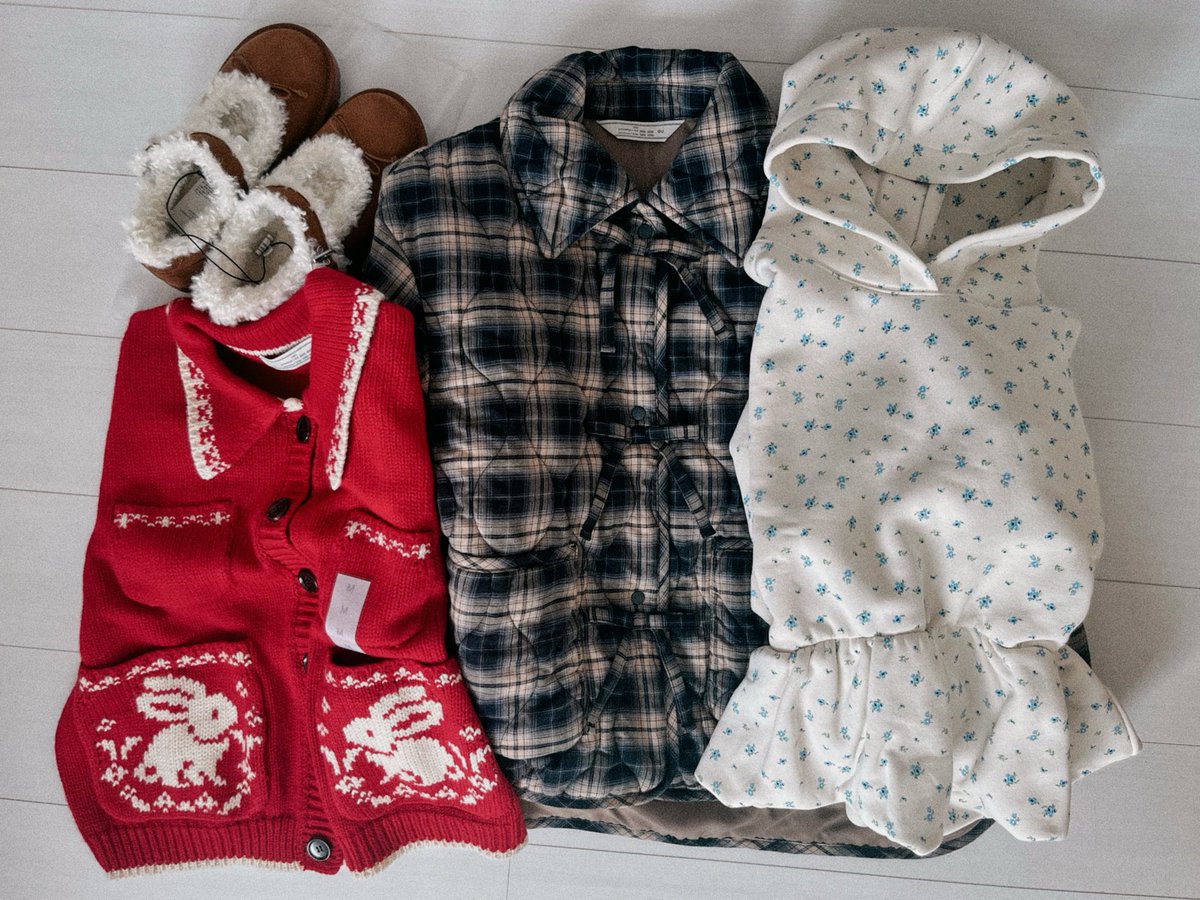 lapislatsupi's tweet photo. GUとrokhのコラボ（ ᴖ.ᴖ ）
買う予定じゃなかったチェックのブルゾン
試着したらめっちゃかわいかった🤍💸 https://t.co/vtci4xOVnf