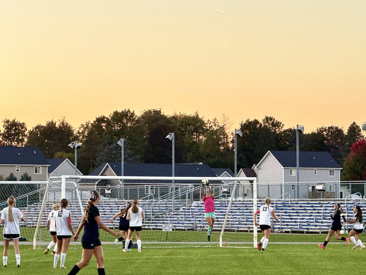BremenSports's tweet photo. News: Lady Lions Soccer Falls Short In A Close Sectional Game https://t.co/Ve9zTpK8s8 https://t.co/rrbklcXJUl