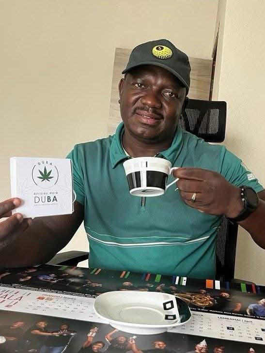 Koena_za's tweet photo. Meet Mr Mpho Makhado the first black South African to establish Cannabis tea bag and cigar. #DrKoenaMoabelo
Congratulations 🙌 ❤️ https://t.co/Ek0AMkrA2F
