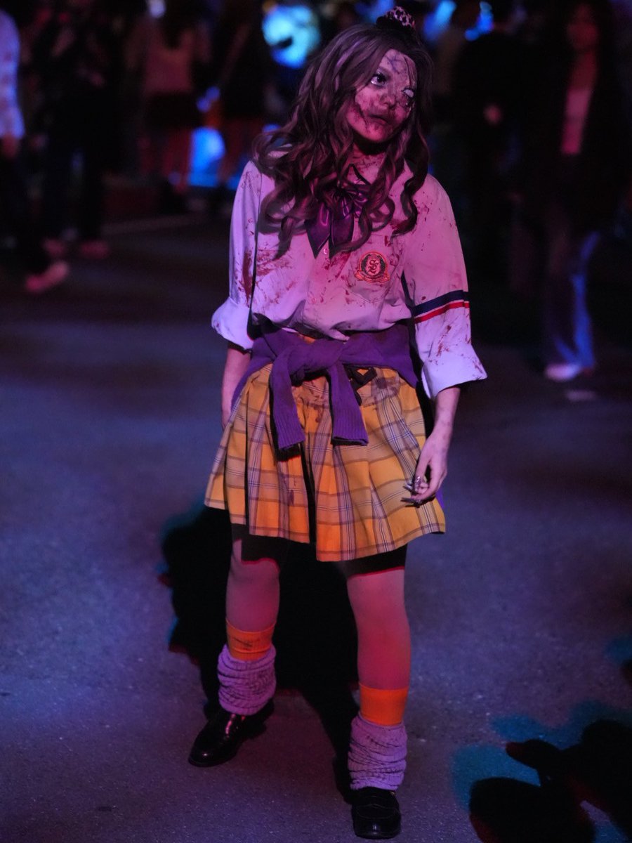 smaphoto_usj's tweet photo. ／
ハロウィーン・ホラー・ナイト
ストリート ゾンビ
＼

人間だったときの記憶とともに。

#USJファン #ホラーナイト #ホラナイ #ゾンビ #ギャルゾンビ https://t.co/964n5zM43r
