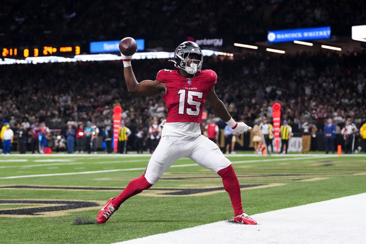 Rushing TDs by the @​AtlantaFalcons tonight:

B. Robinson
B. Robinson
B. Robinson
B. Robinson
B. Robinson 
 [📷](https://pbs.twimg.com/media/HT6qcdYasAAWmZX.jpg