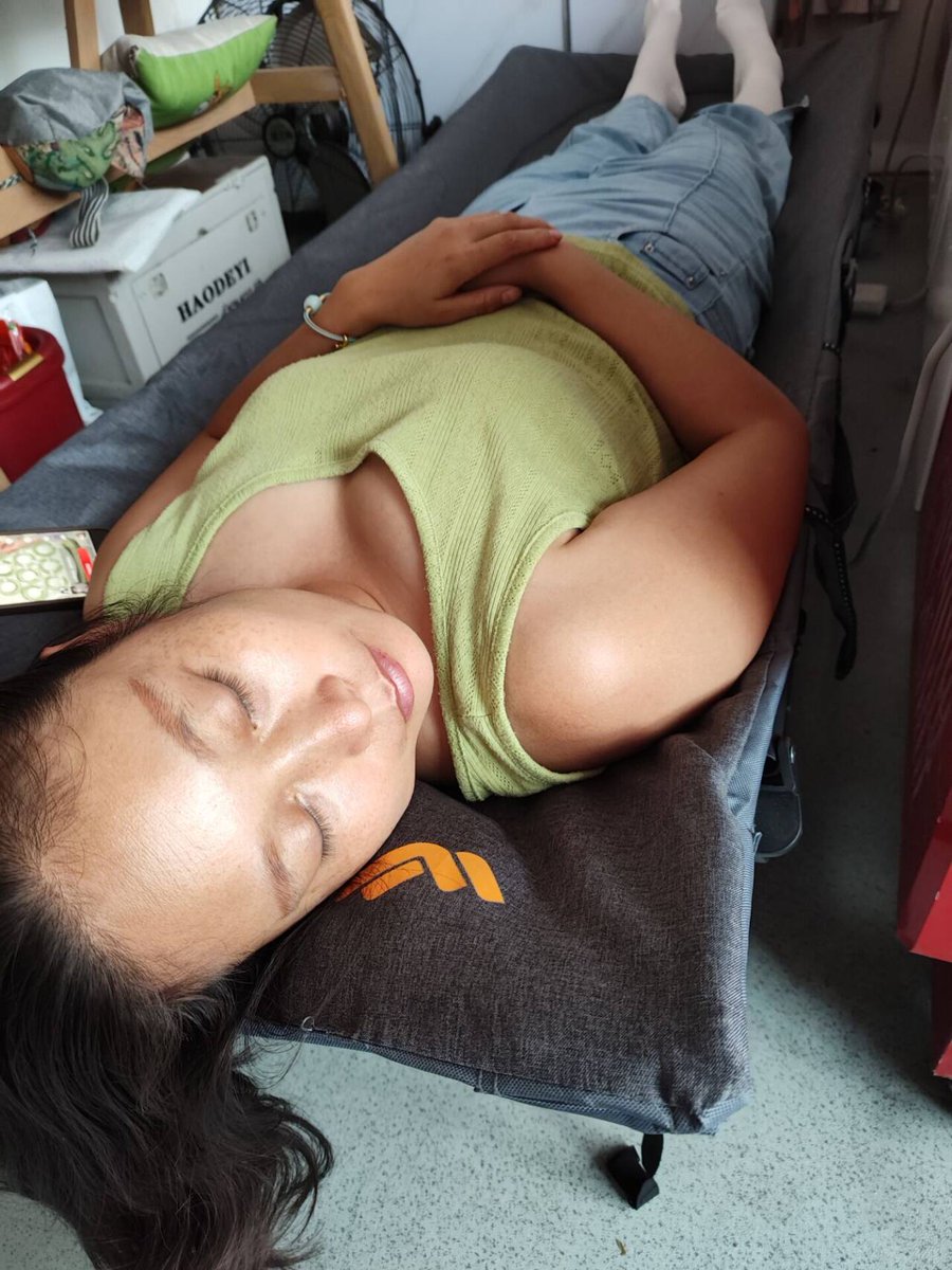 kqwtpm's tweet photo. 黄冈附近有没有满油代驾啊，0713的88年母车，诚心找
头像车照，这九月份拍的，可以验，今年38独居
#绿母 #母车 #代驾 #满油 #迷玩 #绿帽 https://t.co/cSSH9BtfE5