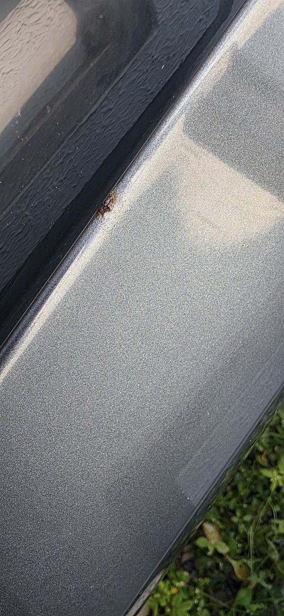jaydeepjethva5's tweet photo. Serious quality &amp; rust issues on my Tata Altroz iCNG registered just on 16-May-2024. Rust spots &amp; corrosion appearing on panels &amp; edges well within the warranty period. This looks like a clear manufacturingpaint defect. Please look into this urgently. @TataMotors_Cars @TataMotors https://t.co/muXbiTx48Z