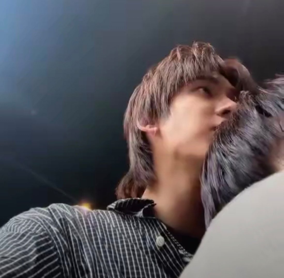 Zin636gh's tweet photo. Pippor &amp; his bodyguard 555555555

#Teeteepor https://t.co/fTwh974gTe