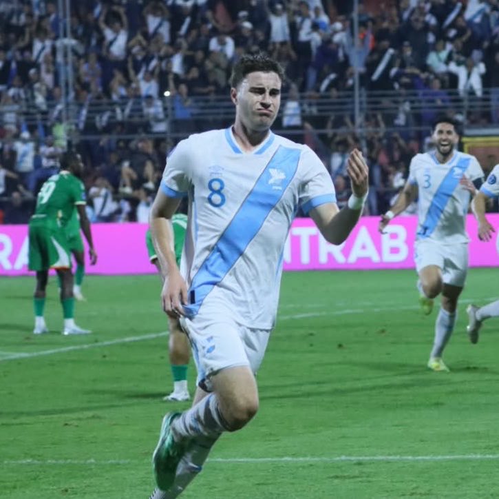 MLSes's tweet photo. 🚀 Matt Evans 1 gol y 1 asistencia. 
🎩 Olger Escobar 3 asistencias. 
🧤Nicho Hagen 2 porterías a cero. 

✅ Primera clasificación de Guatemala a los Cuartos de Final de la @CNationsLeague. 

¡Qué fecha FIFA para nuestros chapines! 🤩🇬🇹 https://t.co/8ZwLhiN4lO