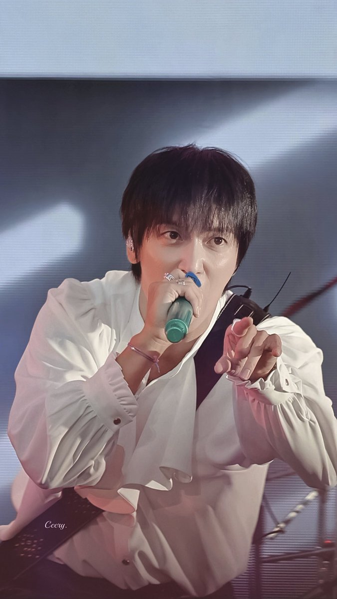 Cccry_yh's tweet photo. You're my lady…

#정용화
#JUNGYONGHWA https://t.co/2idpzh89Kn