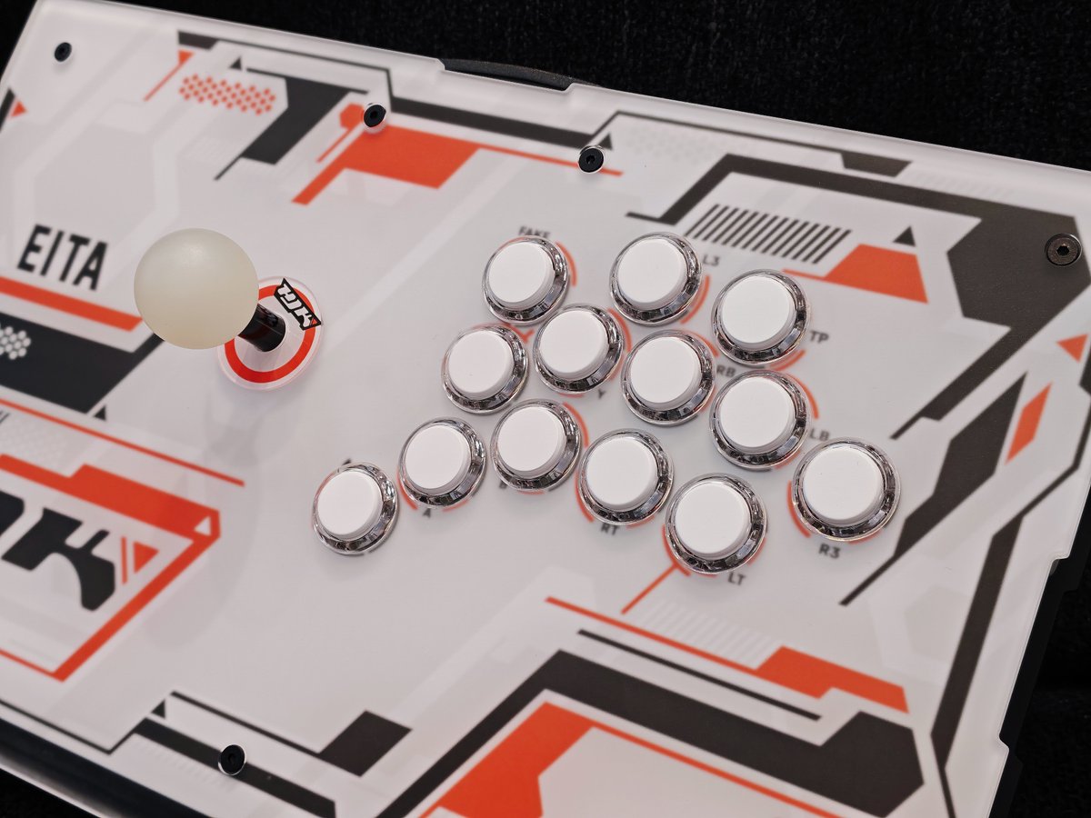 HJKGamingADY's tweet photo. This one is for @eita_1988 ,with the jump change buttons,japanese Pro more and more like thestick part without jump,so they let me make this~#FGC #HJK #HITBOX #MIXBOX #FIGHTSTICK #Streetfighter6 https://t.co/hkvjLjLX3j