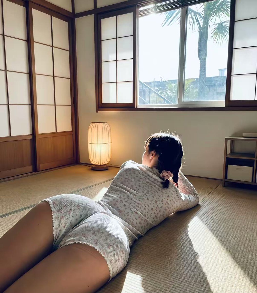 elonTech_97m's tweet photo. 我的屁股看起來…
真的有這麼好撞嗎？🥺 https://t.co/ovQpmyWzpI