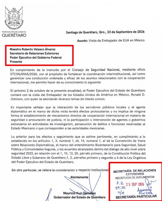 cositamdasmied's tweet photo. @umbertonh_nunez @arlinmedrano_ @Claudiashein @GabSeguridadMX Supongo que ese documento es falso https://t.co/B3Z13nATyN