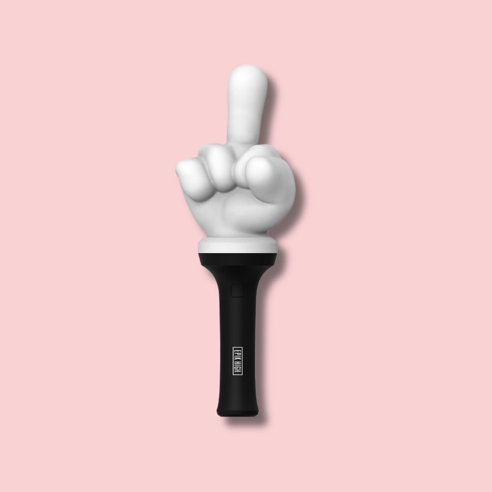 ohy__ul's tweet photo. lightsticks curantes https://t.co/rSHHshDf6S