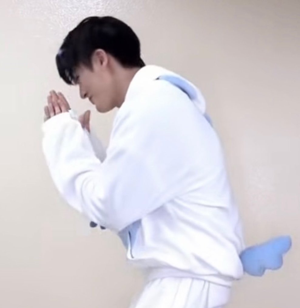 23perx_'s tweet photo. พี่ก็มีหางเหมือนกัน https://t.co/7YsKSQpP0w
