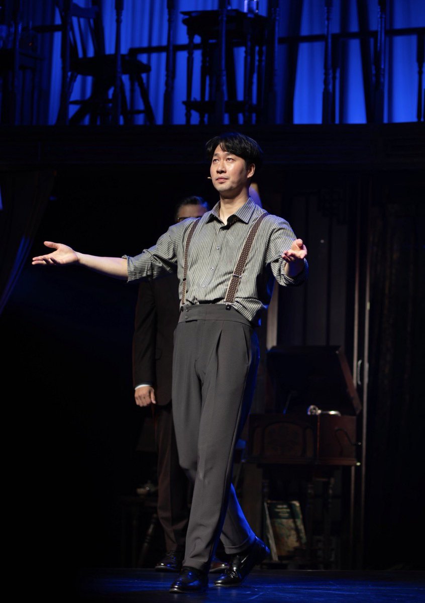 qqowoppb's tweet photo. 261002 뮤지컬<M. BUTTERFLY>        

르네 갈리마르 役 #안재영

🦋 커튼콜 위크 https://t.co/q4nC9rD0dl