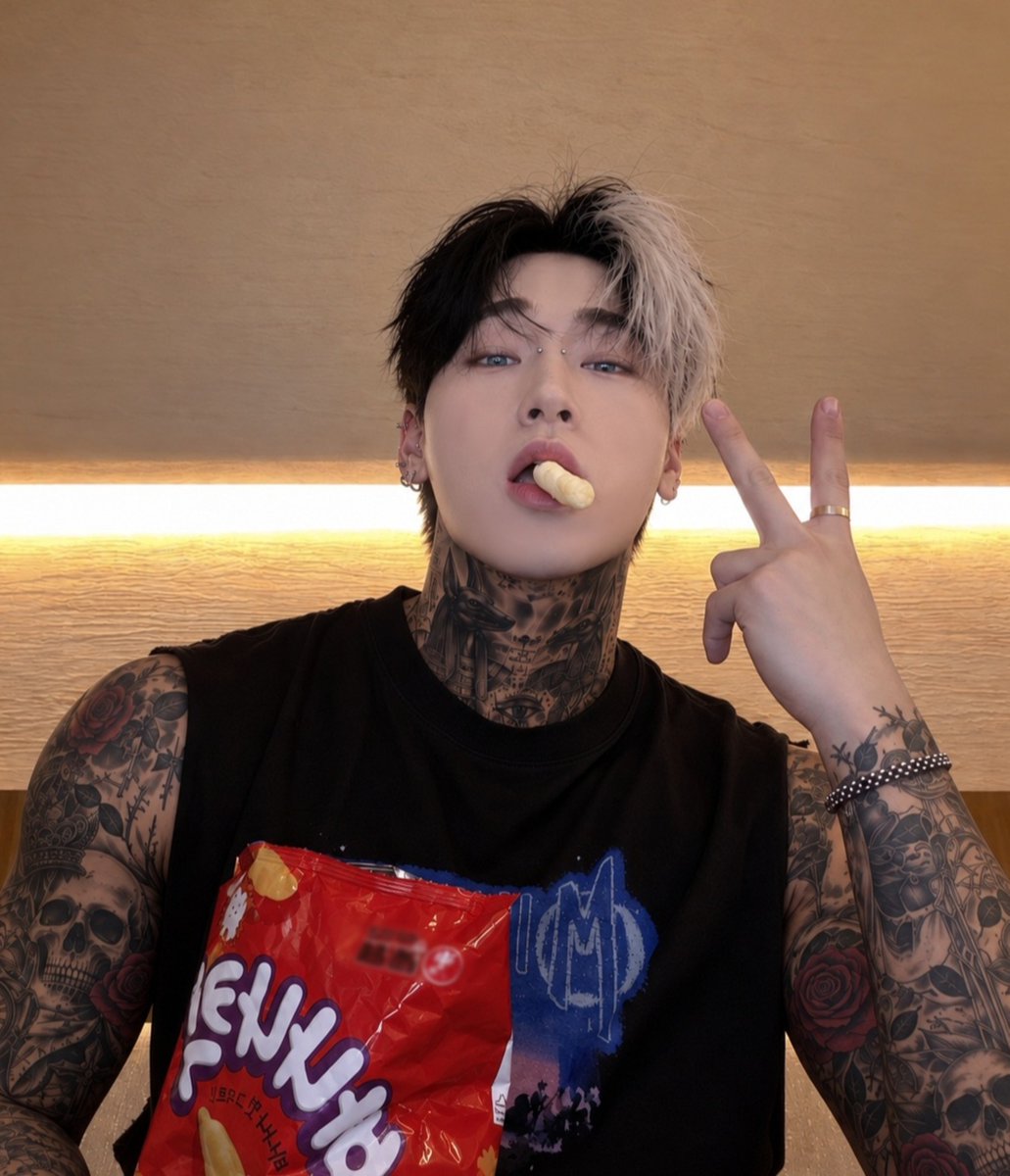 bxrzerk_'s tweet photo. https://t.co/Yb6yQPqfEn