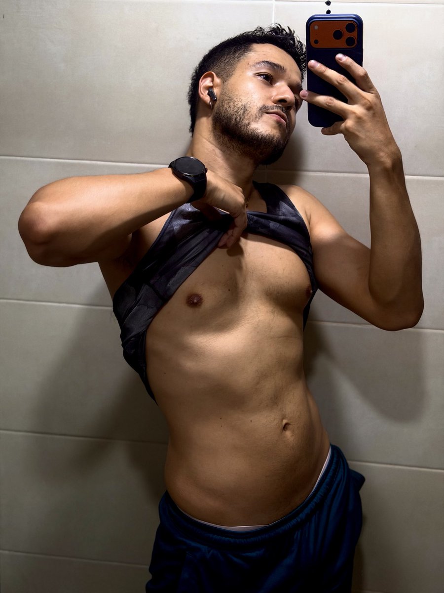 mascuando's tweet photo. Pos entreno 🥵 https://t.co/txbt25ic8Q