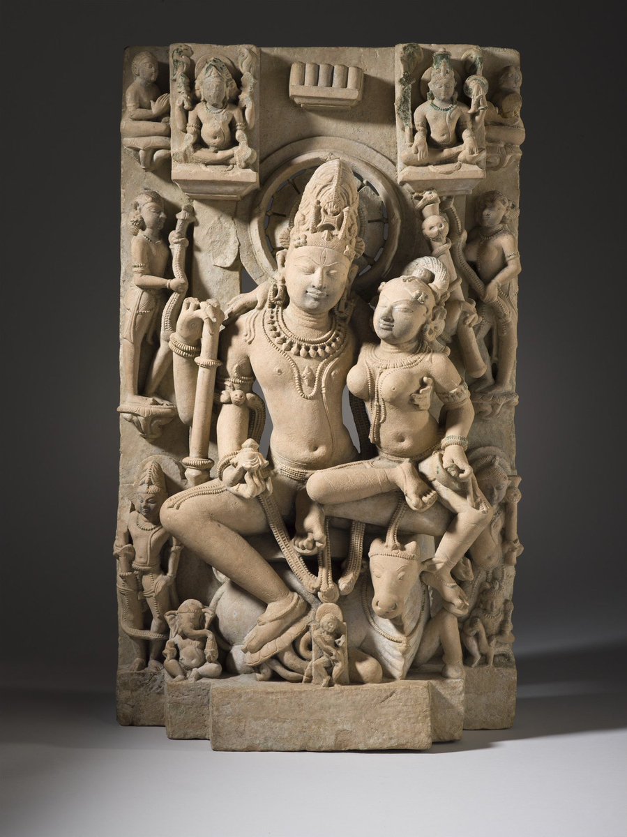 Agnimitram_'s tweet photo. Shiva’s Family — c. 10th century https://t.co/Iltuq8WOkM