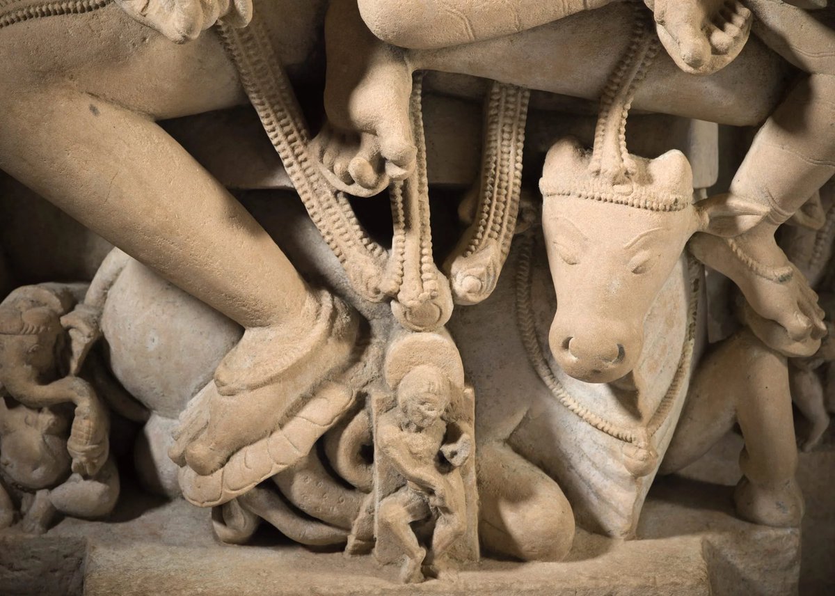 Agnimitram_'s tweet photo. Shiva’s Family — c. 10th century https://t.co/Iltuq8WOkM