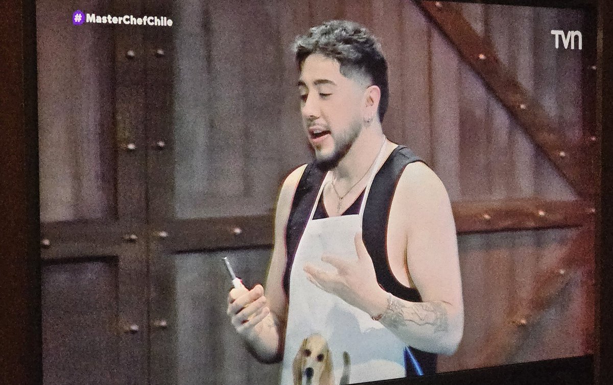 21311985p's tweet photo. #MasterChefChile
No podí presentarte así po’ ñaña https://t.co/wQXNMTKSfl