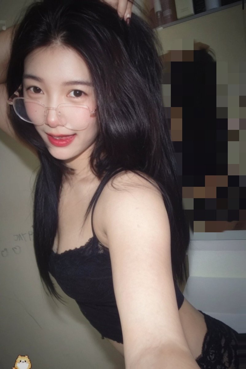 Miimi169's tweet photo. แว่นอีกแล้ว🥰 https://t.co/9gnyXo5VJy