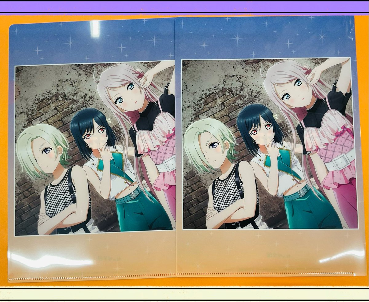 odaiba_gema's tweet photo. 【🌈💿CD💿🌈】

ラブライブ！虹ヶ咲学園スクールアイドル同好会 
・R3BIRTH
3rd single「BONES BONES BONES」

‼️✨本日入荷いたしました✨‼️

🎁ゲーマーズ限定特典🎁
『A4クリアファイル』

🧡4タイトル連動購入メーカー先着特典🧡
『オリジナル収納BOX「QU4RTZ」リミテッド』

#lovelive #虹ヶ咲 https://t.co/W9L7lthzBl