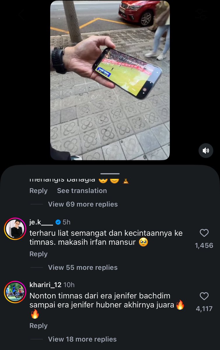 Loversf0rall's tweet photo. Liat komenan di ig irfan bachdim lucu lucu bet dah warga😂😂 https://t.co/9k594xqhLk