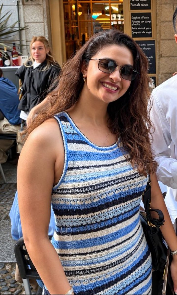 lustranii's tweet photo. Ahh keerthy sanka paiki ethi naakestha🥹🥹 #keerthysuresh mornings https://t.co/ZyhEw7R5f0