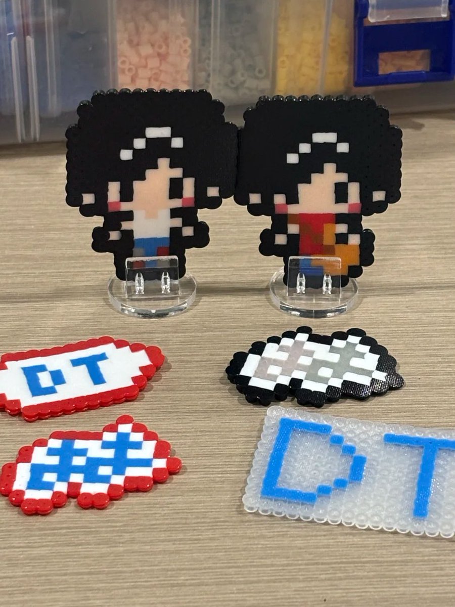 wonde_r_'s tweet photo. 이렇게 DT 싱가포르 행사를 위한 준비물을 준비하고 있어요. https://t.co/TPMLAlRNzb