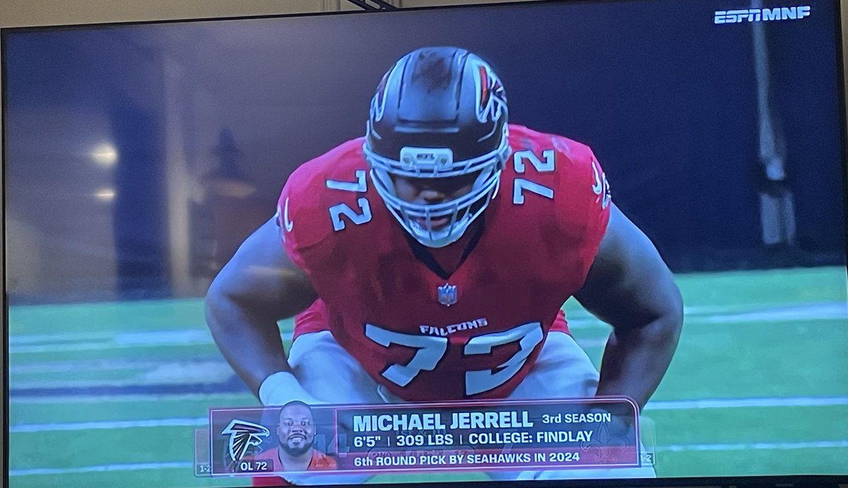 Velocity_FB's tweet photo. Let’s go!!!  Congrats to #VFAM  @bigguccimj  on a great game tonight for the @AtlantaFalcons !!  Proud of you  boss!!! https://t.co/bX3Gntogs6