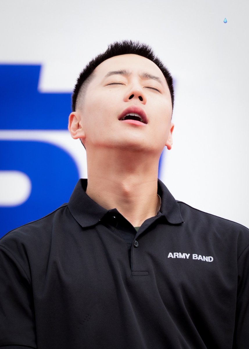 jun0_0jun0_0's tweet photo. 261003 지상군 페스티벌 #이준영 https://t.co/Ar5waQj7H8
