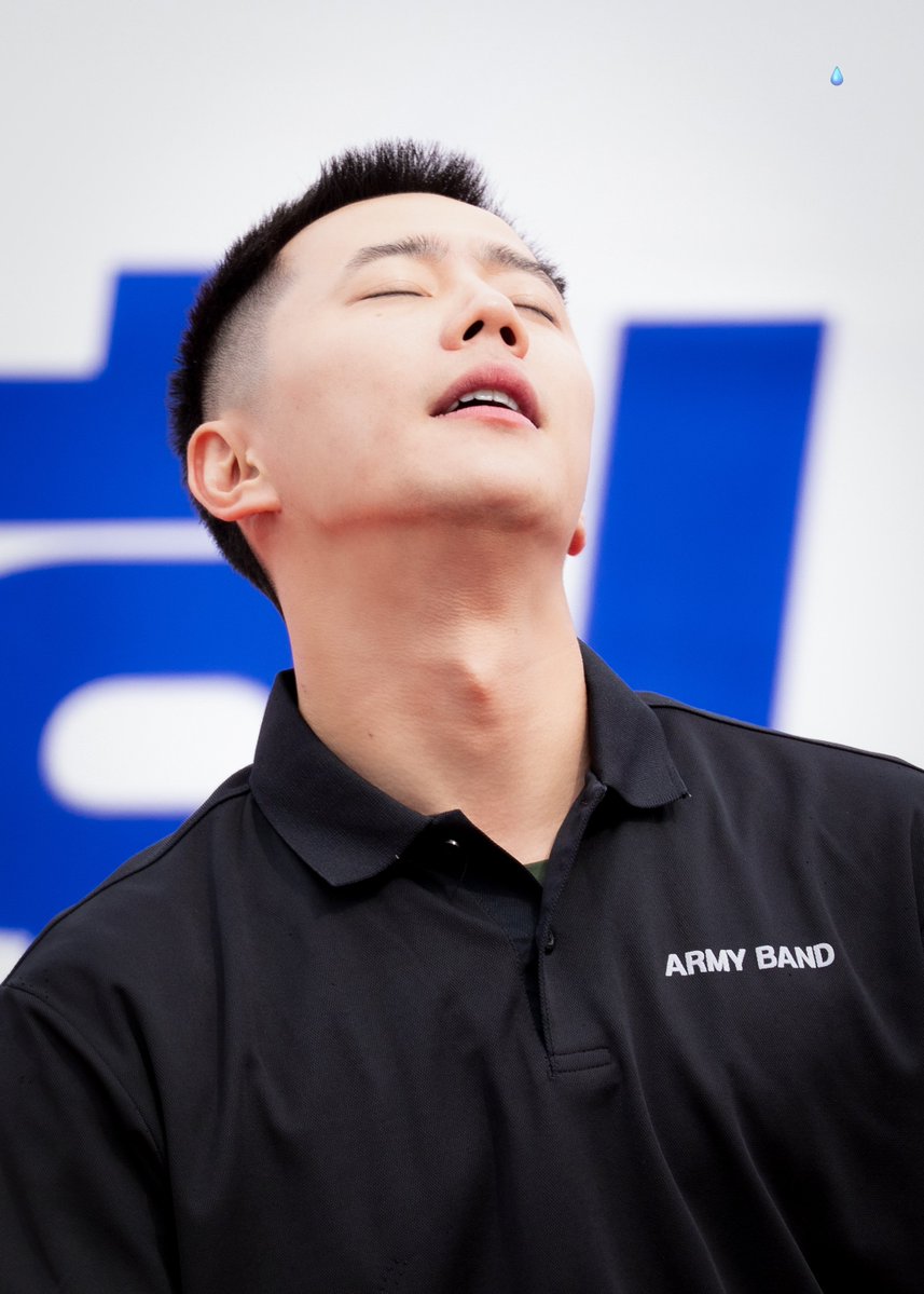 jun0_0jun0_0's tweet photo. 261003 지상군 페스티벌 #이준영 https://t.co/Ar5waQj7H8