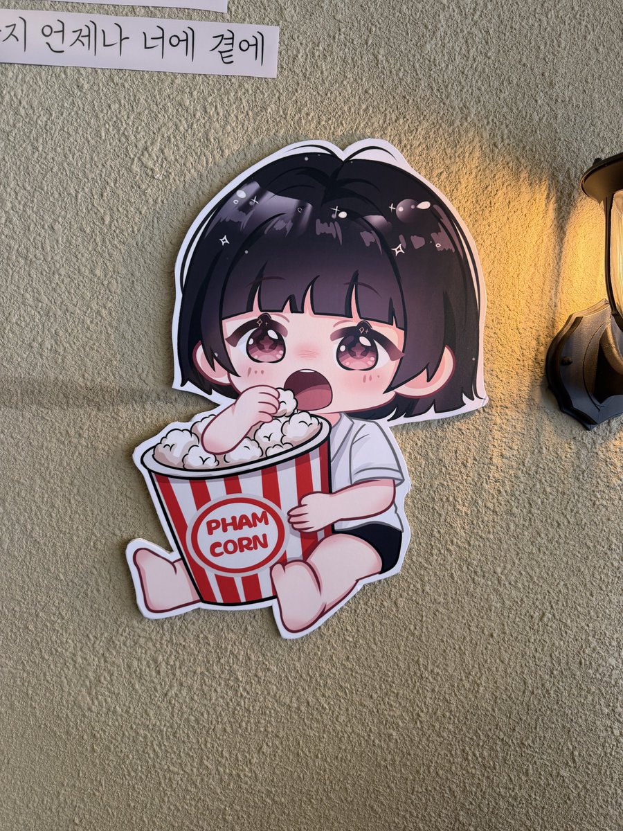 phannidukes's tweet photo. センイルカフェ①
バニズが大切にしてるハニとニュジの一瞬一瞬の表情が切り取られてて幸せすぎた https://t.co/GUHDY7wzOO