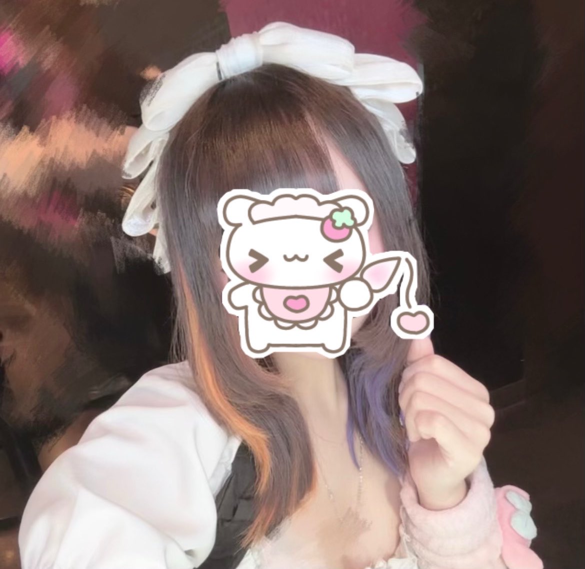 n_O131_'s tweet photo. ウルフカットしてオレンジと紫のエク付けた > ·̫ <♡ 美容師さん天才すぎる🐈‍⬛ https://t.co/dLFKkBNb67