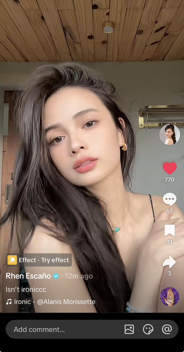 Jst_aria's tweet photo. Grabe naman ang face card mowm @realrhen https://t.co/N0M3fIm0rM