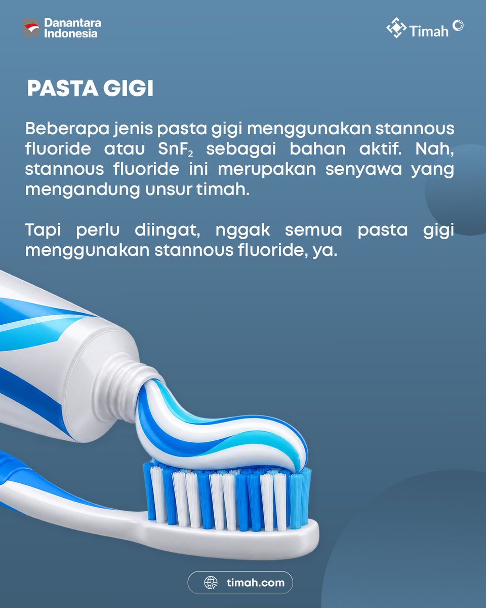 Official_TIMAH's tweet photo. Bukan berarti semuanya mengandung logam timah secara langsung, ya. Timah bisa hadir dalam bentuk senyawa, paduan logam, hingga membantu proses produksi.

Kira-kira, benda apa lagi yang punya hubungan dengan timah? Tulis versi kamu di kolom komentar! 👇

#TINS
#TINSklopedia https://t.co/UQx9MUtWxD