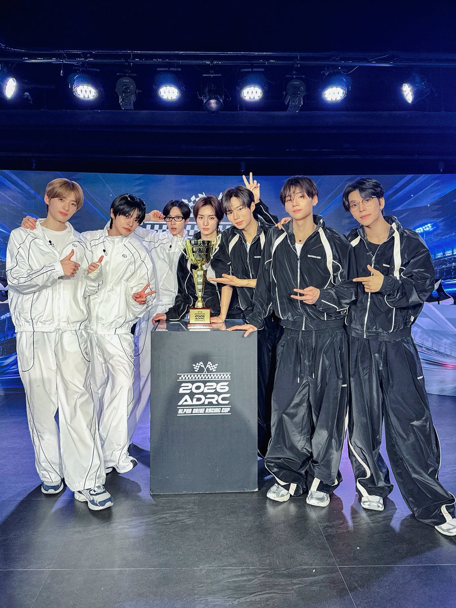 ALD1_official's tweet photo. 'ALD1 X 카러플' EP.1-3

#ALPHADRIVEONE #ALD1
#알파드라이브원 https://t.co/BNoEGbFkW6