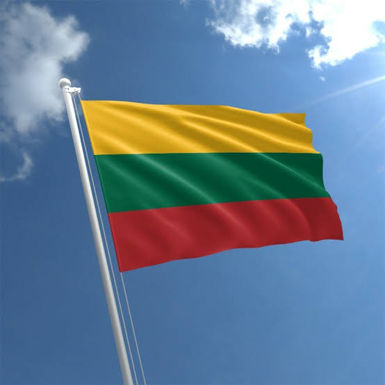 DramaAlert's tweet photo. ☢️ WW3 ALERT: Countries are now voting to LIFT BANS on deploying nuclear weapons. 

Lithuanian parliament voted to lift ban, signaling the first step for the country to re-arm. https://t.co/4S8HYD4KJB