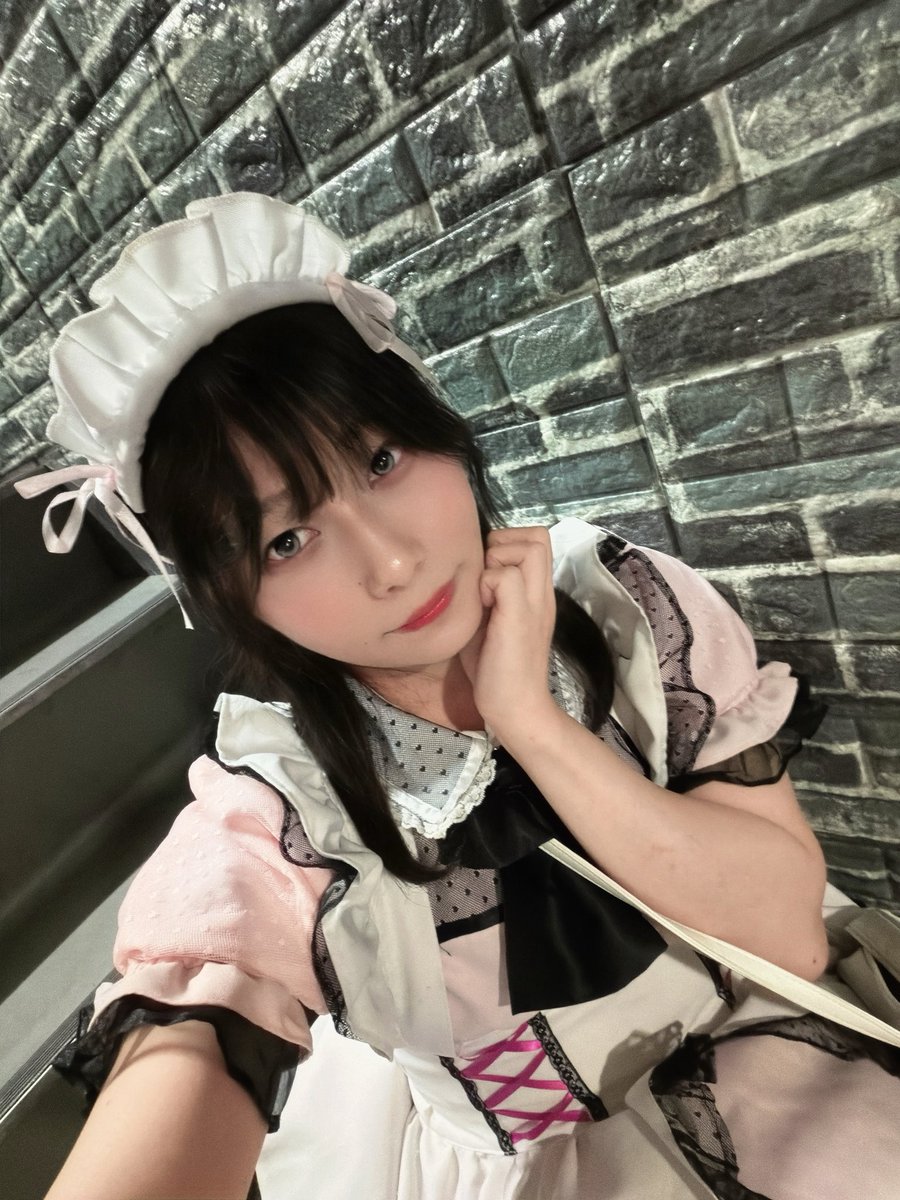 mio_ai0's tweet photo. 男の娘メイドは、好き？

#男の娘 https://t.co/QYtOAFcTM7