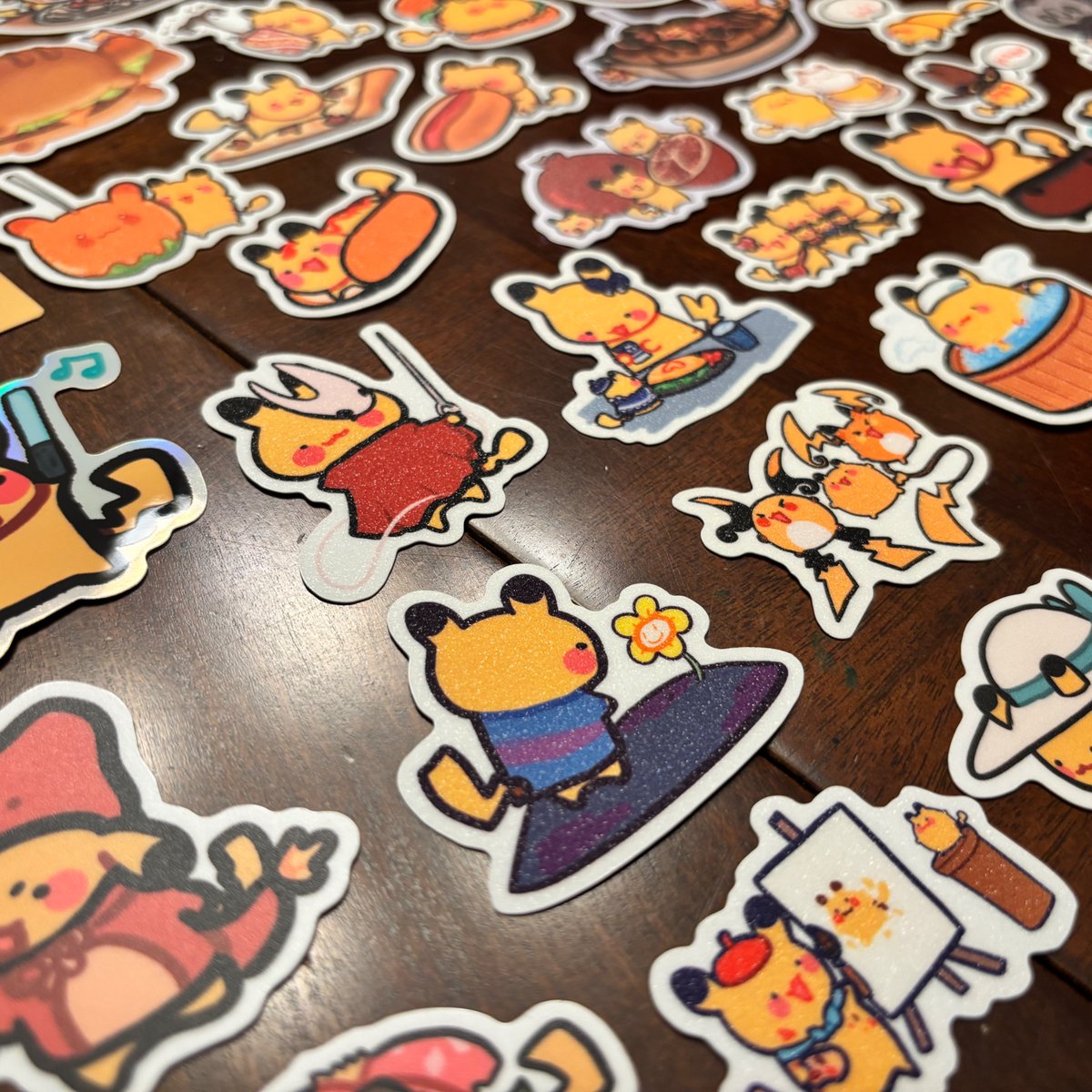 posebean's tweet photo. i draw a bunch of funny pikachus https://t.co/wqisNJacv5