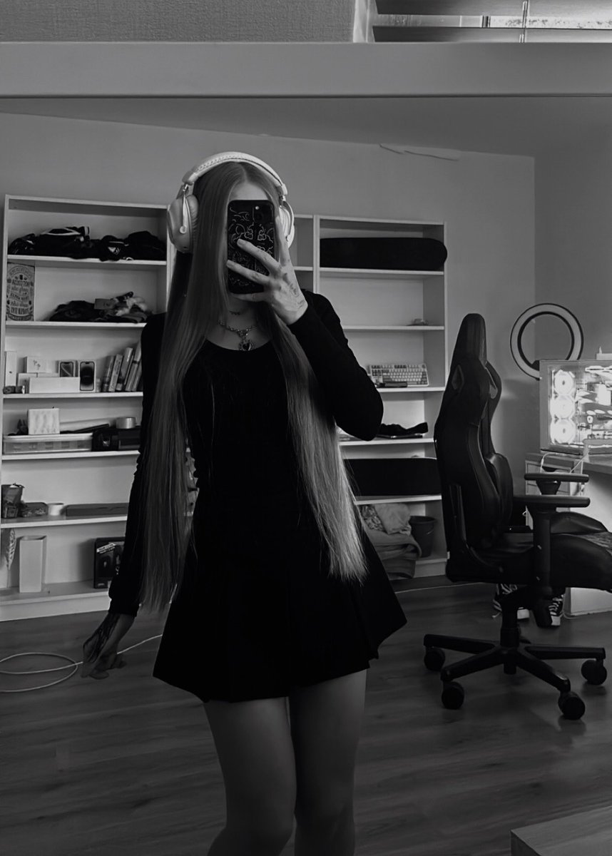madlinxo's tweet photo. i want to be your favorite bad decision. https://t.co/6kWq4Omhhv