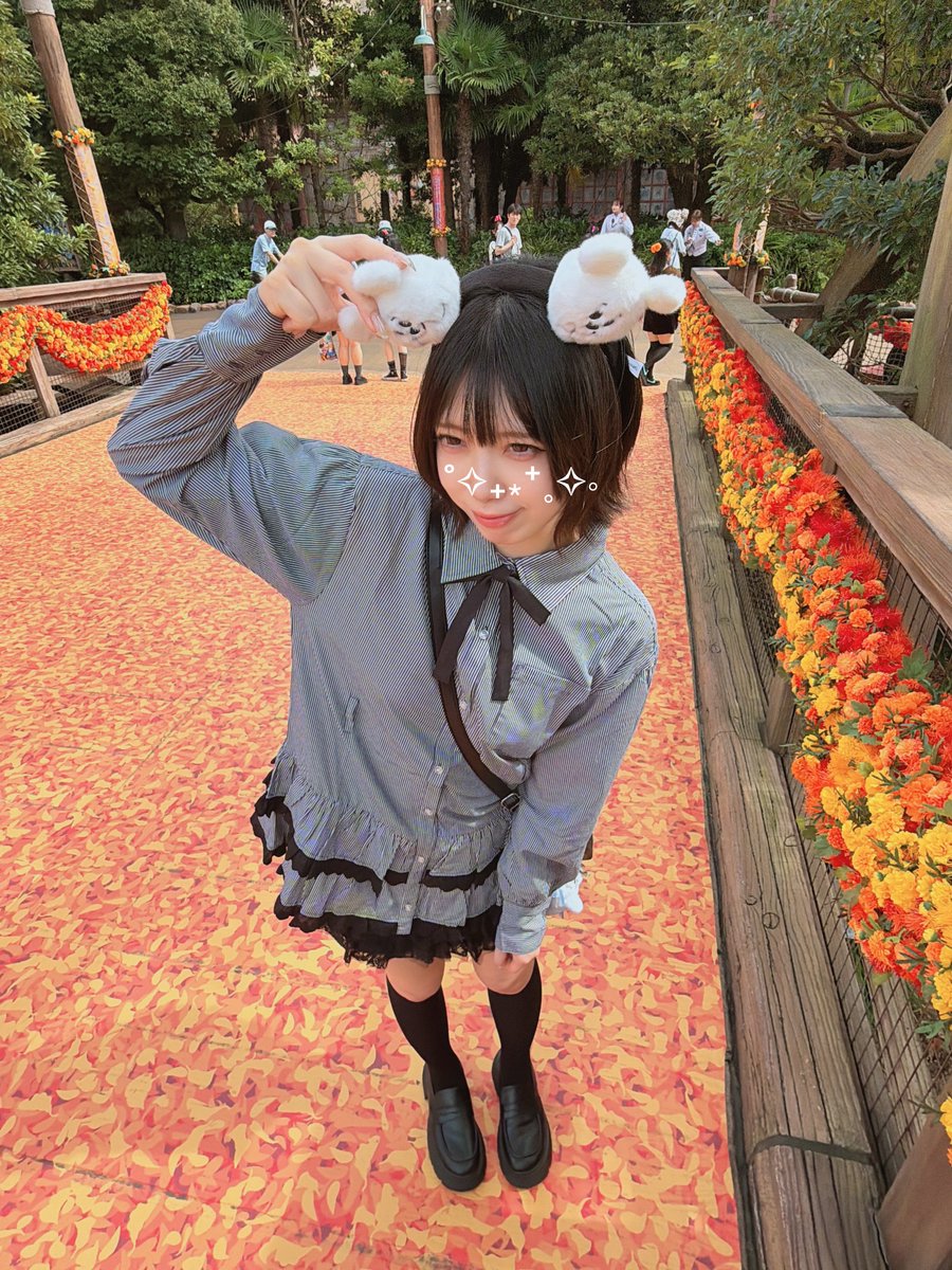 tsukichan_2K's tweet photo. 💀🌼 https://t.co/Tja8MUQ238