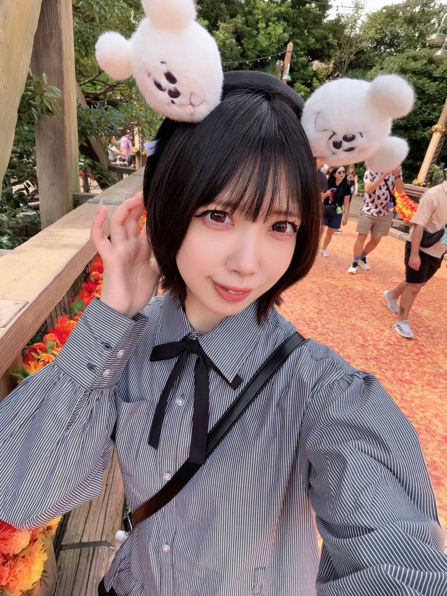 tsukichan_2K's tweet photo. 💀🌼 https://t.co/Tja8MUQ238